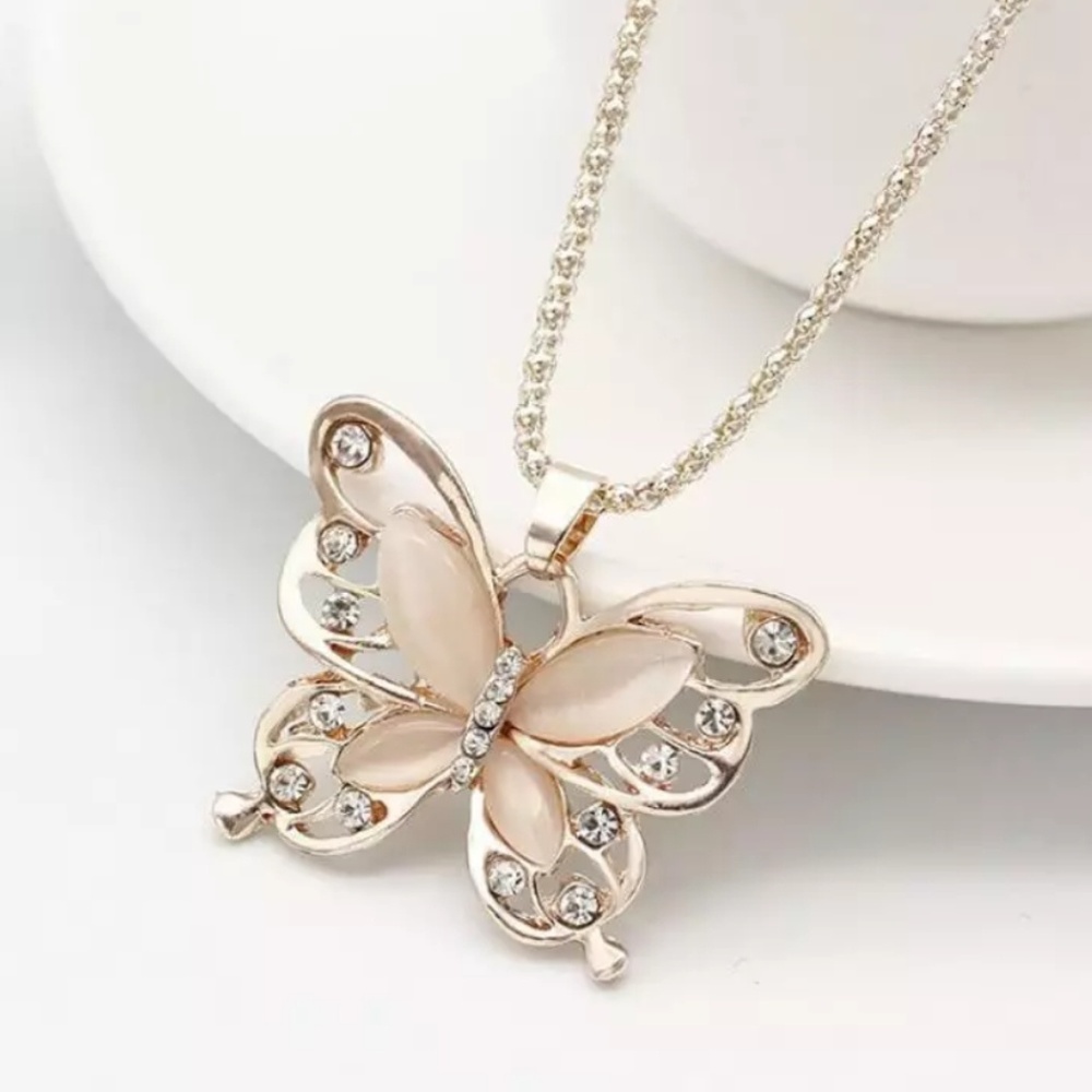 ▫️ Butterfly Sweater Necklace. - Picture 3 of 7
